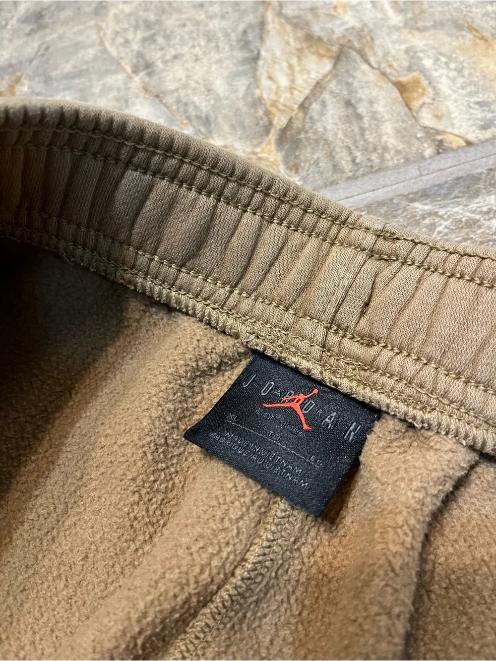 Air Jordan X Jordan Moss Artist Series Fleece Jogger Pants FD7149-258 Womens XL